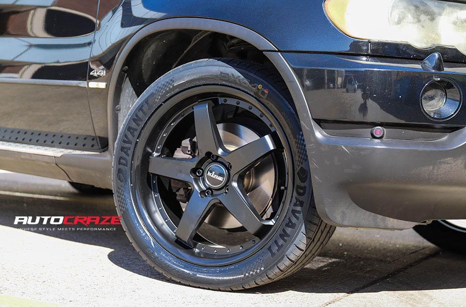 BMW X5 DETROIT SATIN BLACK